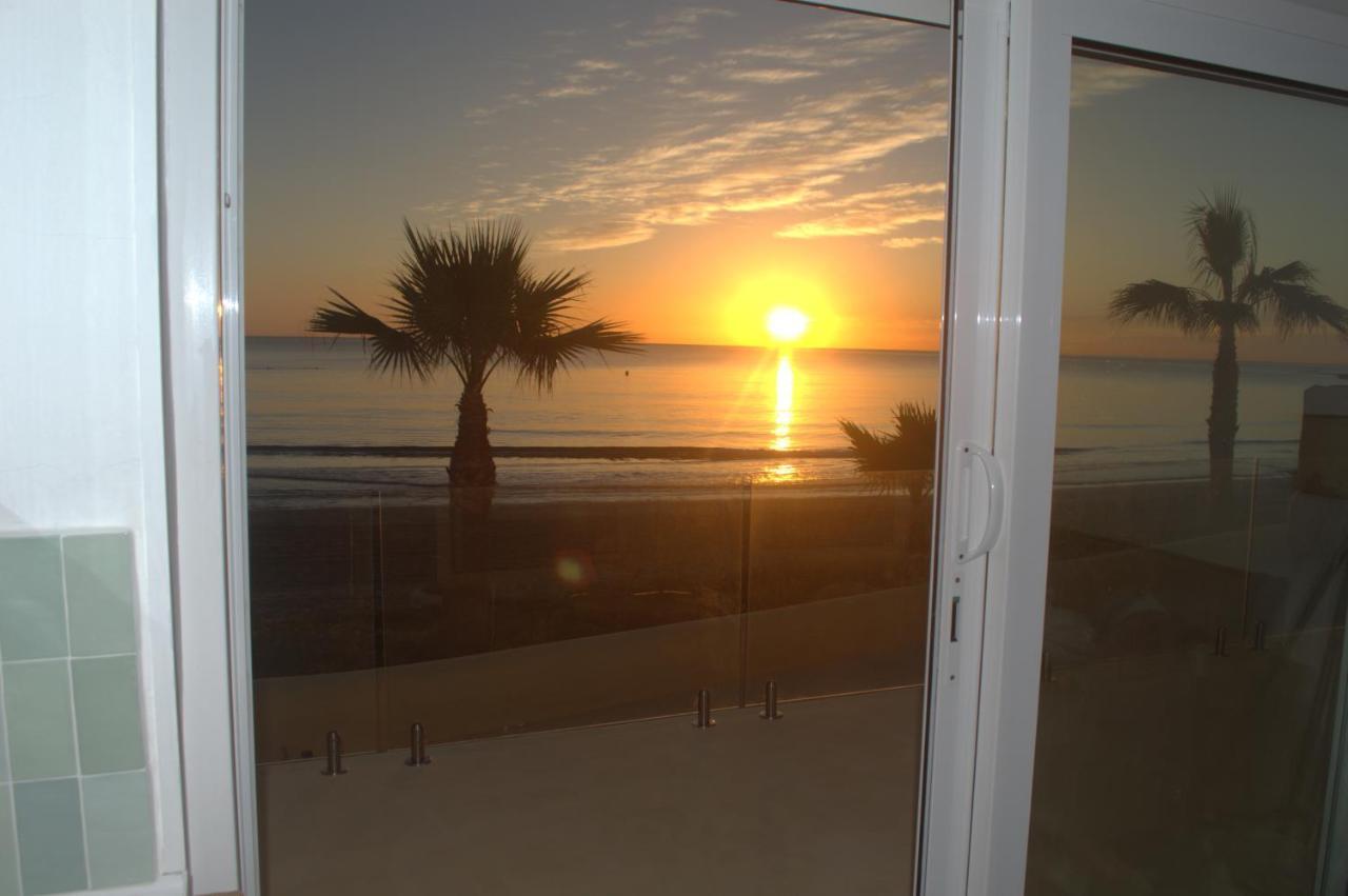 Maravilloso Apartamento Amanecer Cabo A Pie De Playa Y Mar En Chalet Roquetes لقنت المظهر الخارجي الصورة