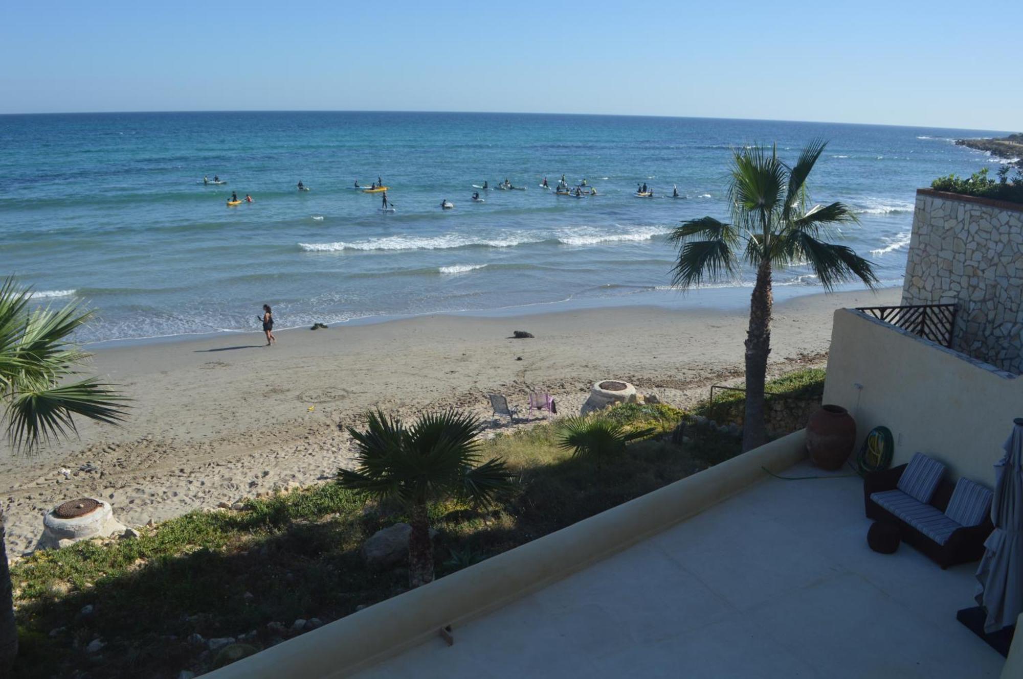 Maravilloso Apartamento Amanecer Cabo A Pie De Playa Y Mar En Chalet Roquetes لقنت المظهر الخارجي الصورة