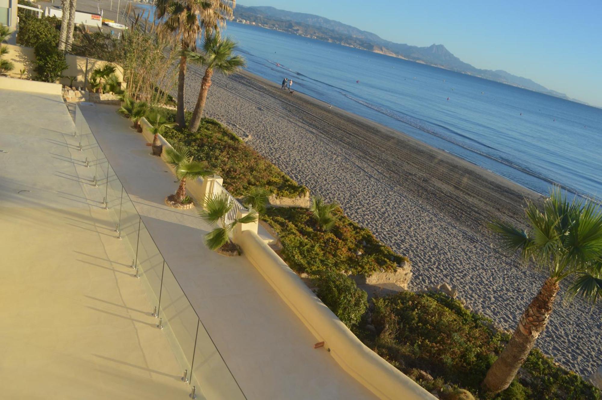 Maravilloso Apartamento Amanecer Cabo A Pie De Playa Y Mar En Chalet Roquetes لقنت المظهر الخارجي الصورة