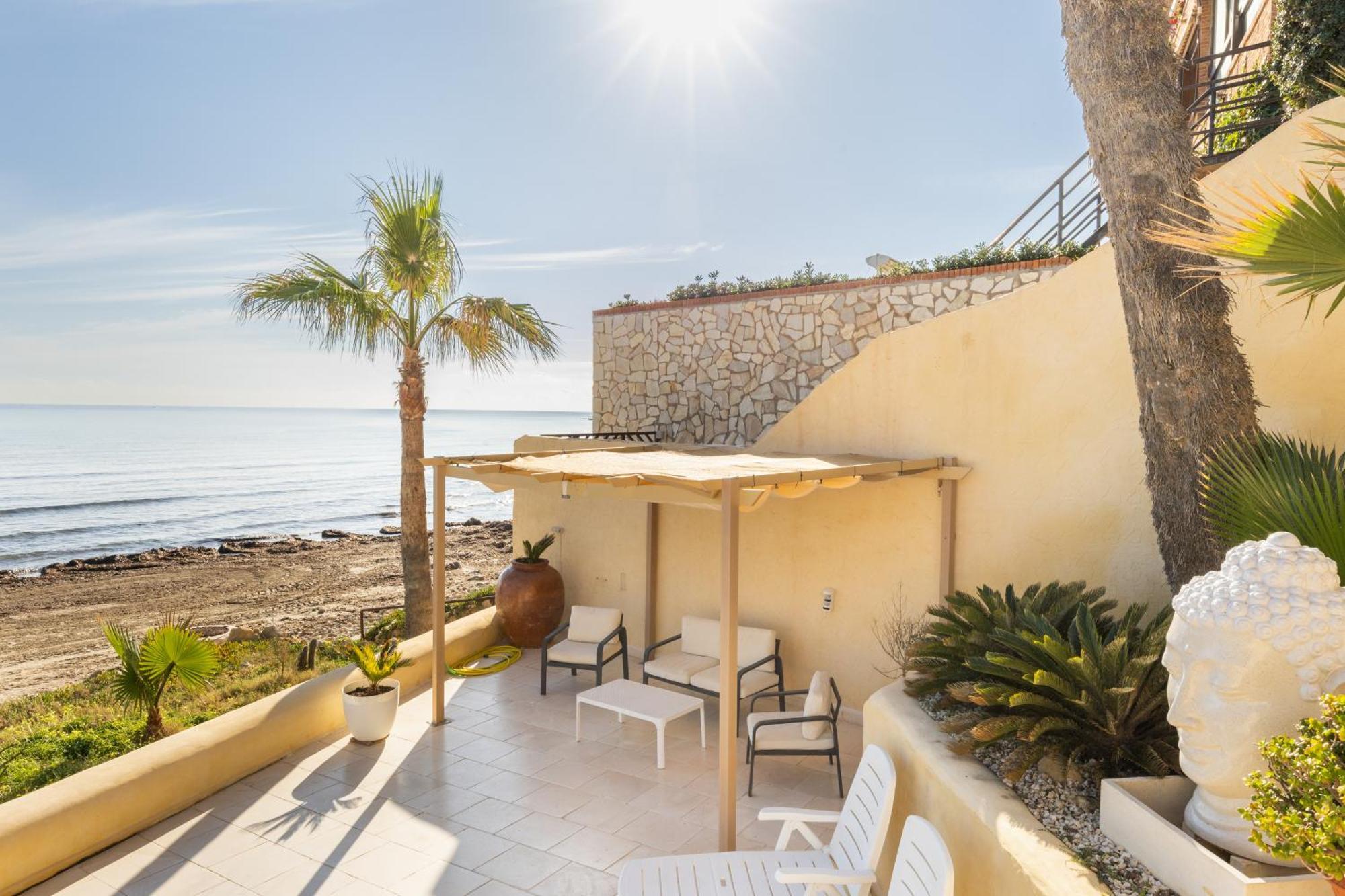 Maravilloso Apartamento Amanecer Cabo A Pie De Playa Y Mar En Chalet Roquetes لقنت المظهر الخارجي الصورة